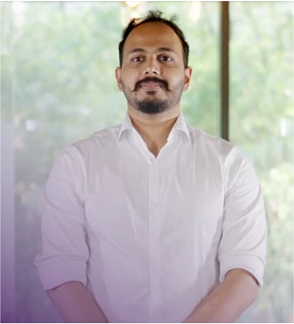 Vivek R